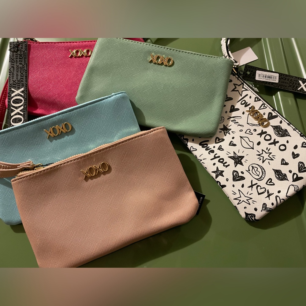 XOXO small cosmetic bags different colors pretty bright and pastel colors
